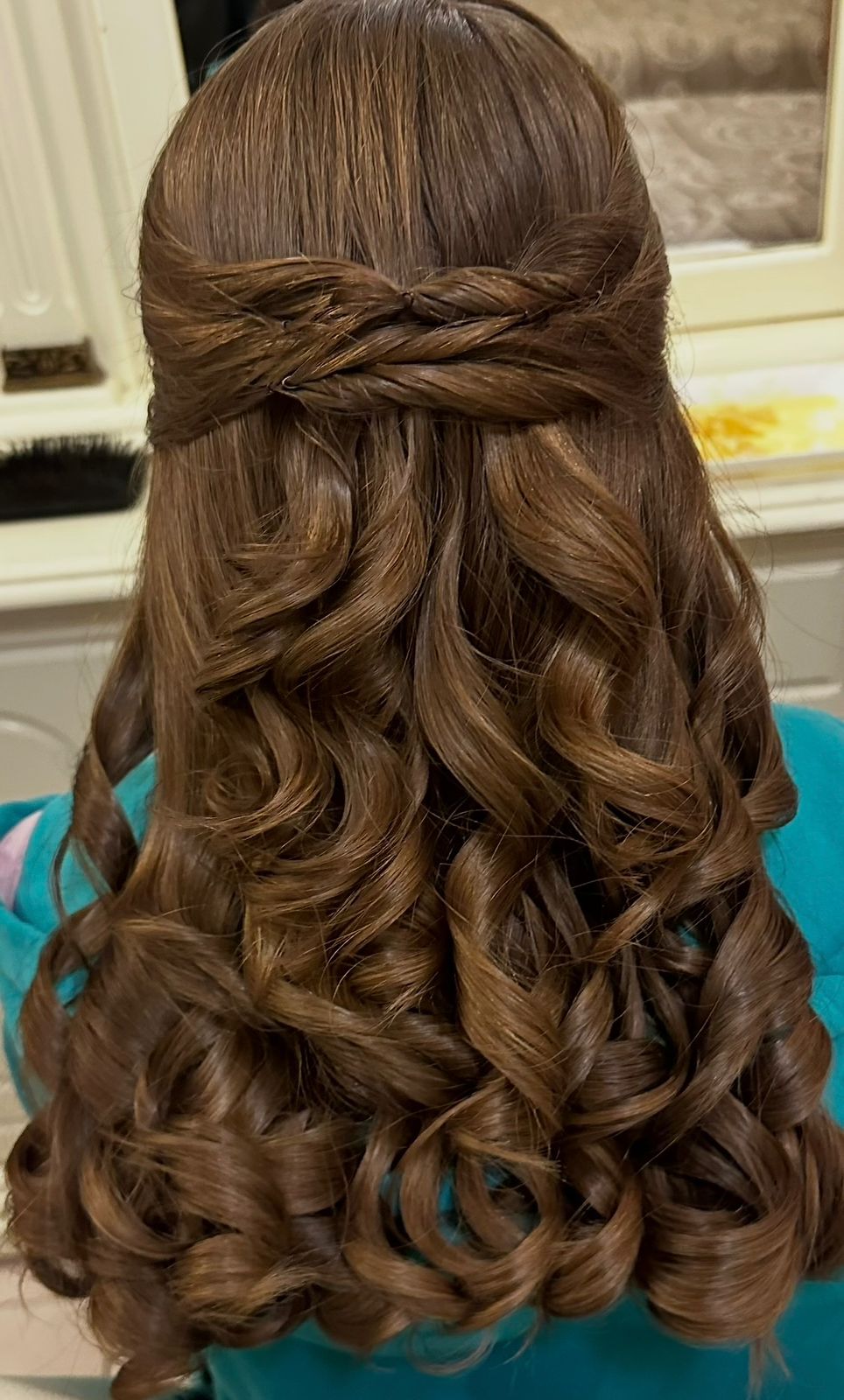 Resultado peinado nupcial recogido con ondas románticas — Adaid, Quiero Maquillaje